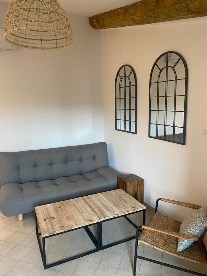 La Tour 3: Appart Au Coeur De La Petite Venise LʼIsle-sur-la-Sorgue Eksteriør billede